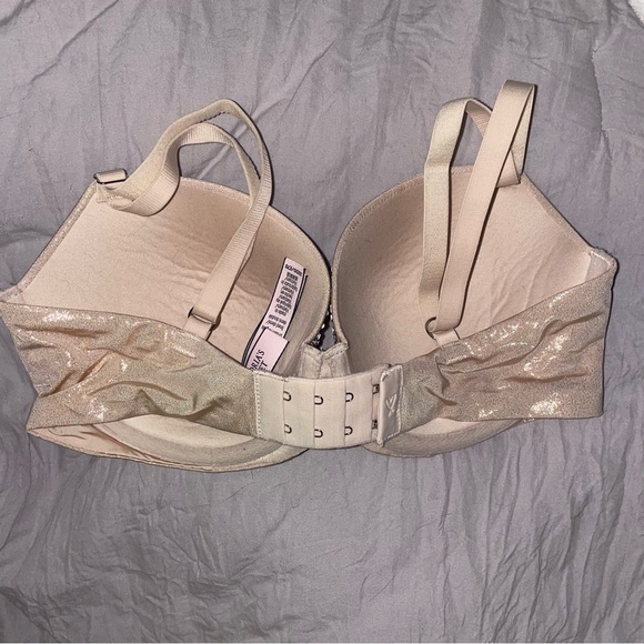 Embellished Victoria’s Secret bra - Picture 4 of 5
